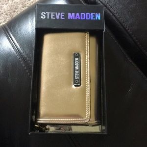STEVE MADDEN WALLET! NEW!!!